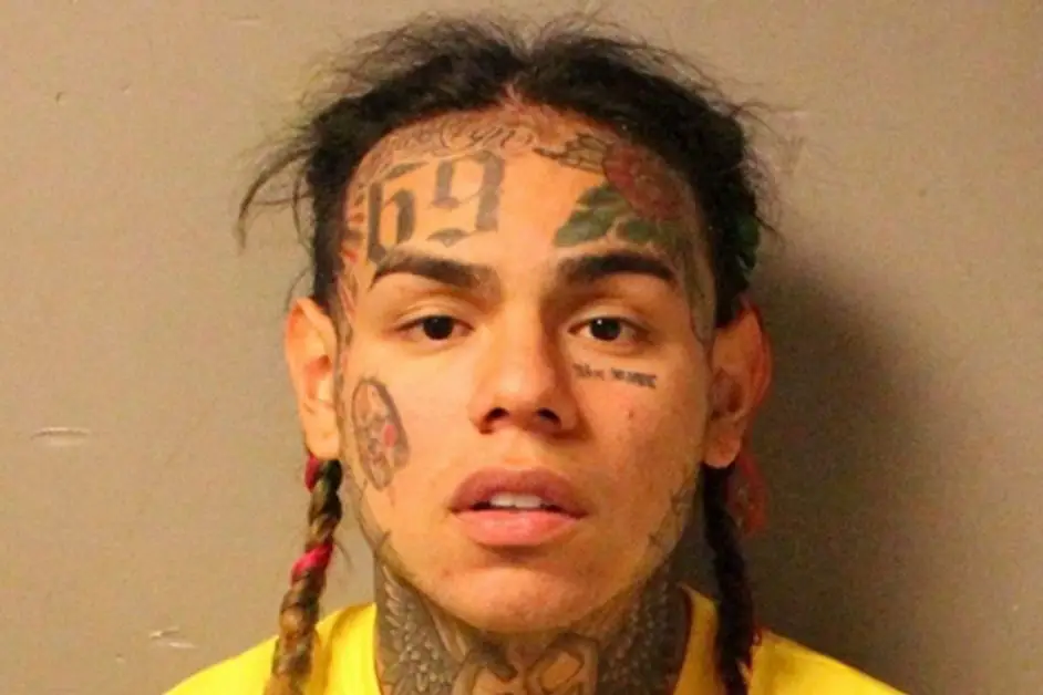 6ix9ine Blames Positive Meth Tests On Adderall Following Arrest: “It’s A Mistake”