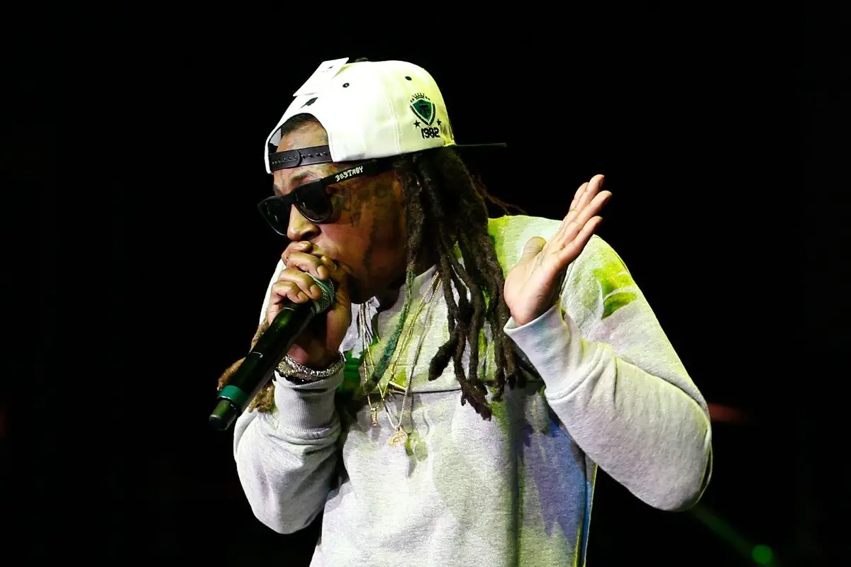 Lil Wayne Shares Details of Suicide Attempt Aged 12