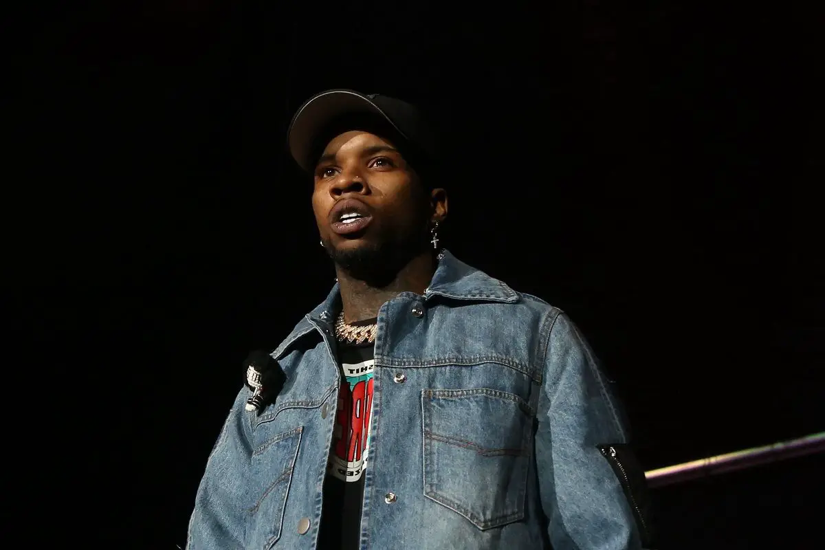 Tory Lanez Spends $50,000 On Baltimore Moms And Kids For Back To School