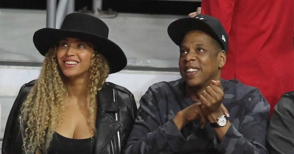 Jay-Z And Beyoncé Deliver Daughters Blue Ivy And Rumi To Tremendous Bowl  