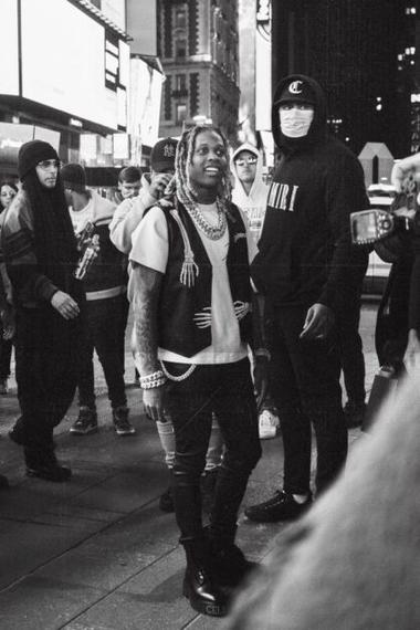 Lil Durk's Metaverse Takeover Celebrated On Times Square - FM HIP HOP