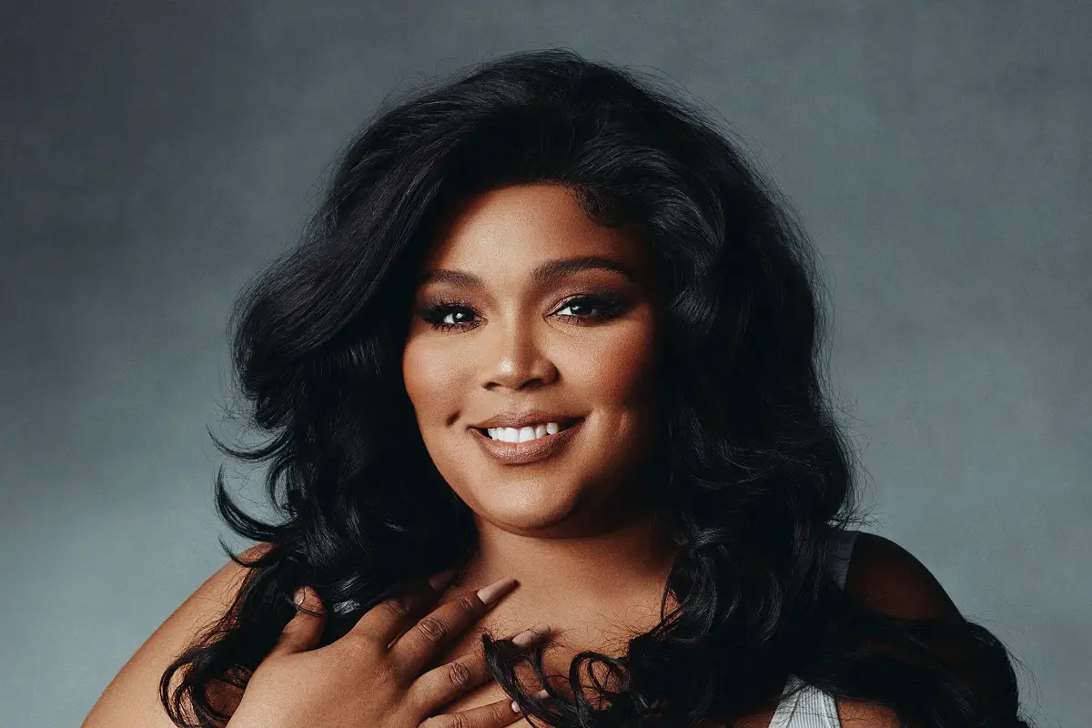 Lizzo Earns Second No. 1 Hit With 'About Damn Time' As New Album 'Special'  Debuts At No. 2