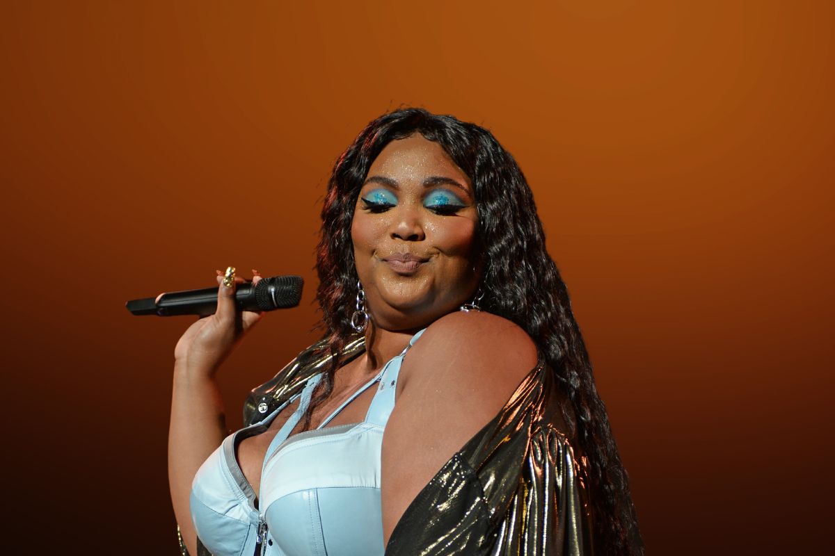 Lizzo claps back at comment suggesting she might 'slim down