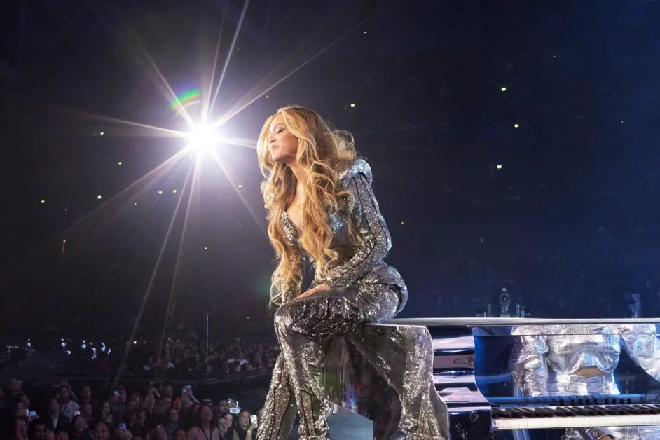 Check Out Official Photos From The Opening Night Of Beyoncé's ...