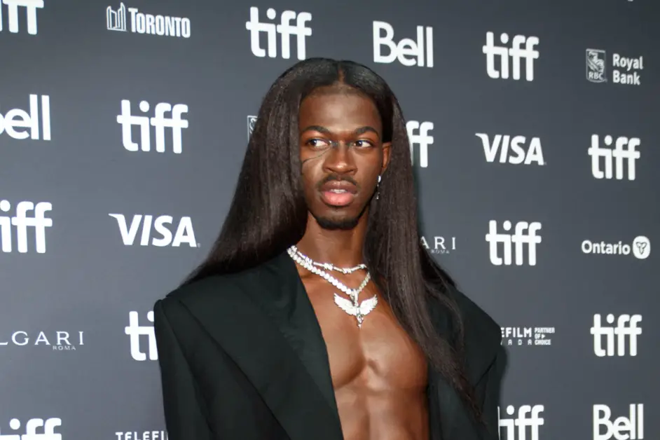 Lil Nas X’s Hilarious Take On Gay Rapper Struggles: Calls For More “Homosexual Vixens” 