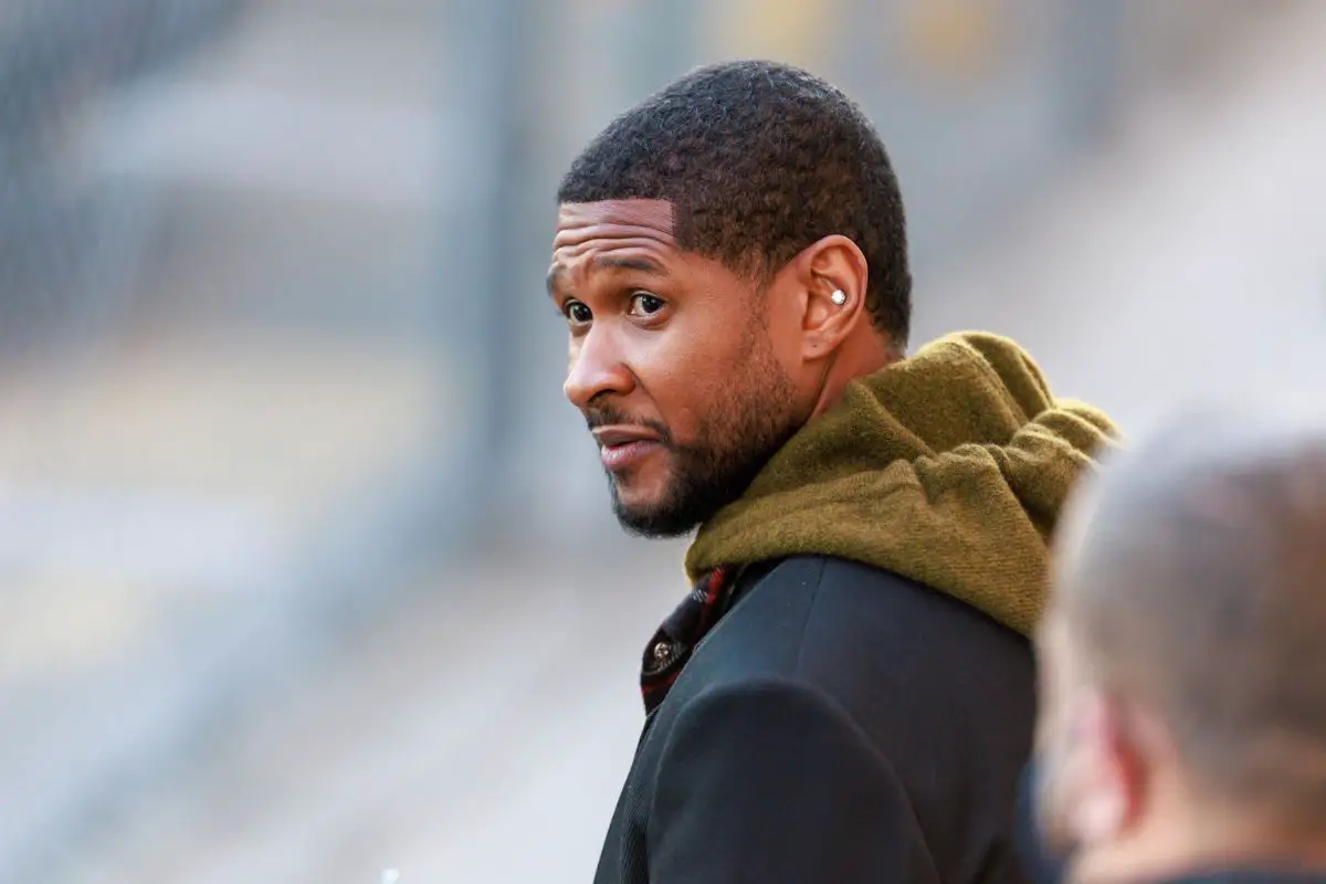 Usher Wears Skimpy SKIMS In Steamy Super Bowl Photoshoot - AllHipHop