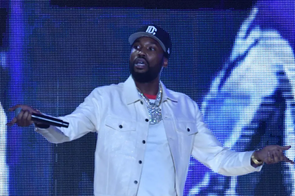 Meek Mill Ridiculed Over Sheer Shirt As Diddy Rumors Continue #MeekMill