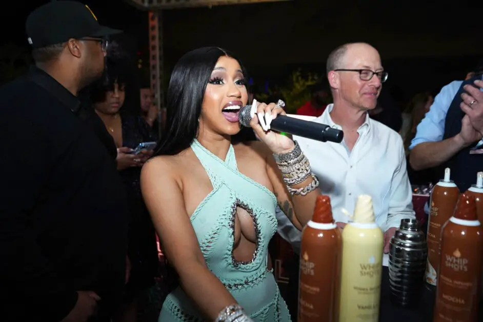 Cardi B Rages Over Sickening Photoshopped Image Of Offset & Daughter