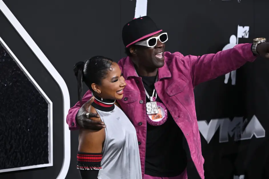 Flavor Flav Fulfils Olympics Promise To Jordan Chiles At MTV VMAs 