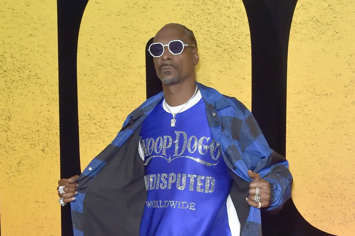 Snoop Dogg Details Working with Pharrell Williams & Dr. Dre #Pharrell