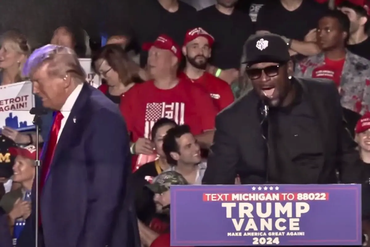 Trick Trick at Trump Rally in Detroit (1)