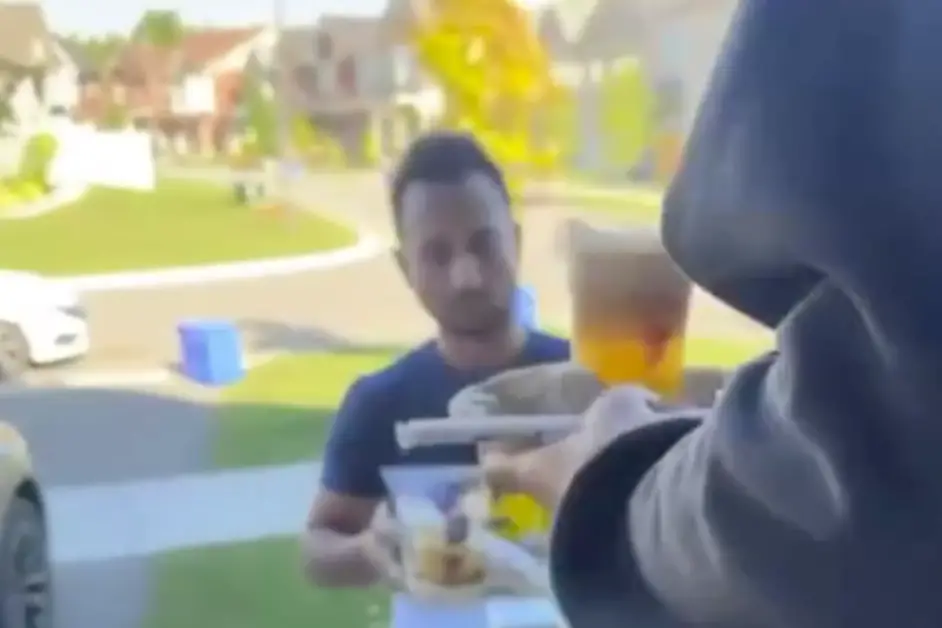 SIGNS: Canadian DoorDash Driver Fined After He’s Filmed Spitting In Customer’s Drink